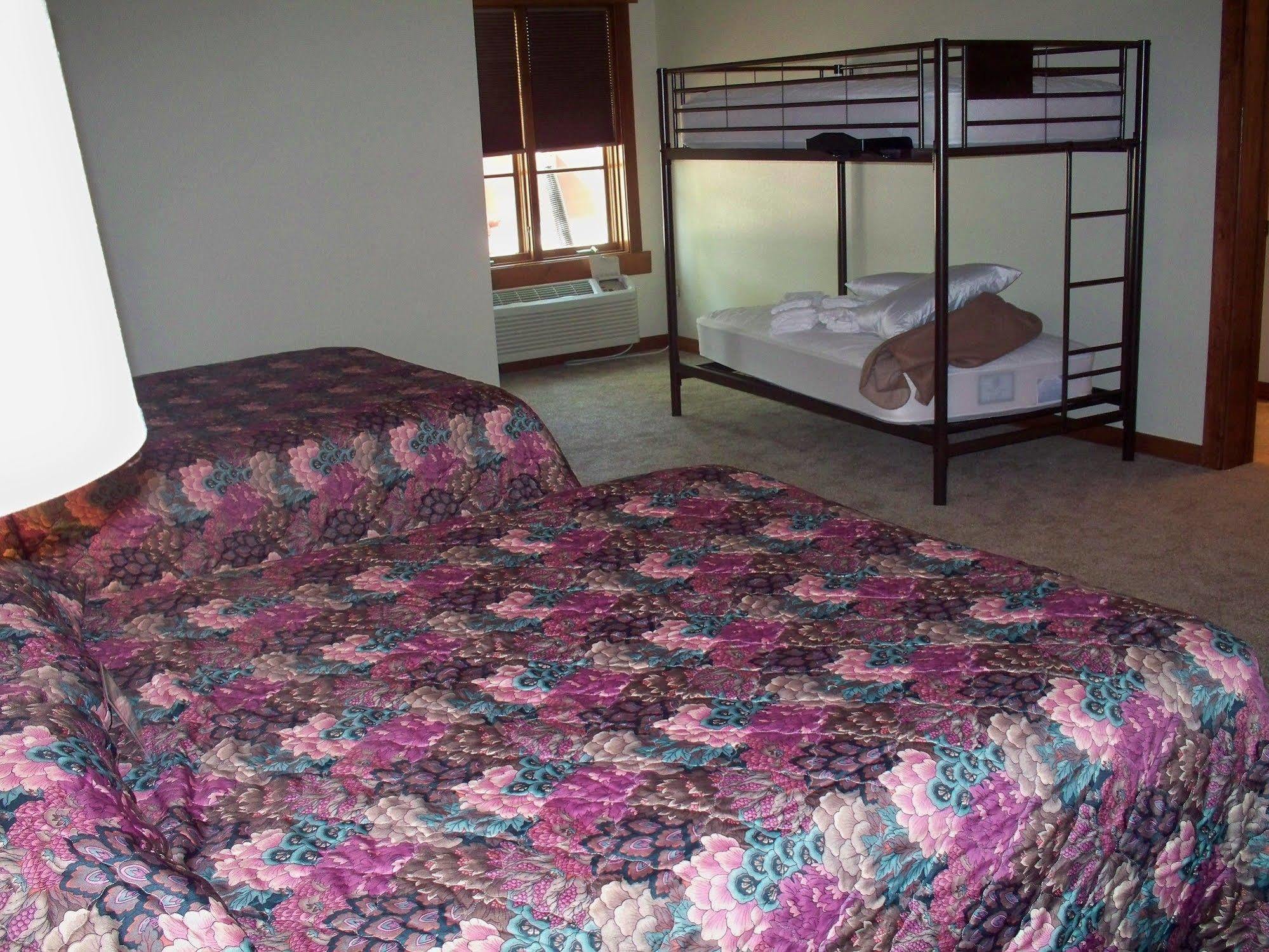 Canyon Lake Resort Рапид Сити Экстерьер фото